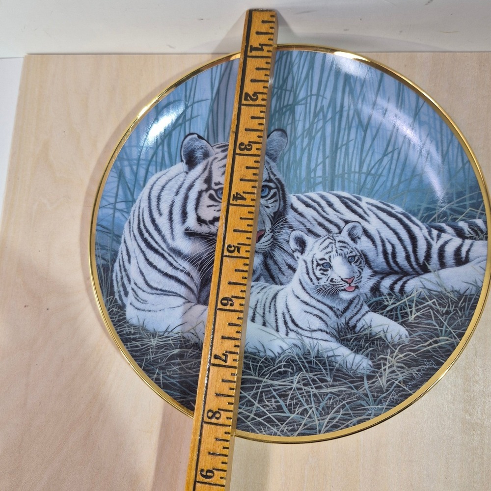 National Wildlife Federation White Tigers Plate Michael Matherly Limited - Picture 3 of 6
